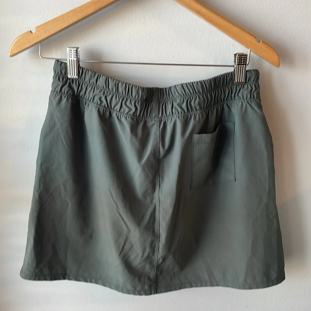 Apana Performance Green Drawstring Skort - Picture 7 of 12